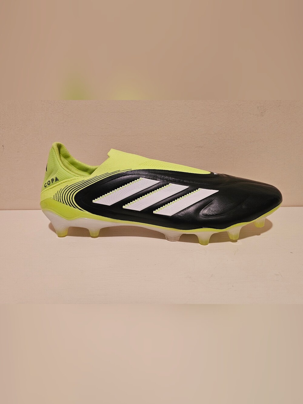 Adidas Copa Pure 3 Elite Laceless FG Soccer Cleats